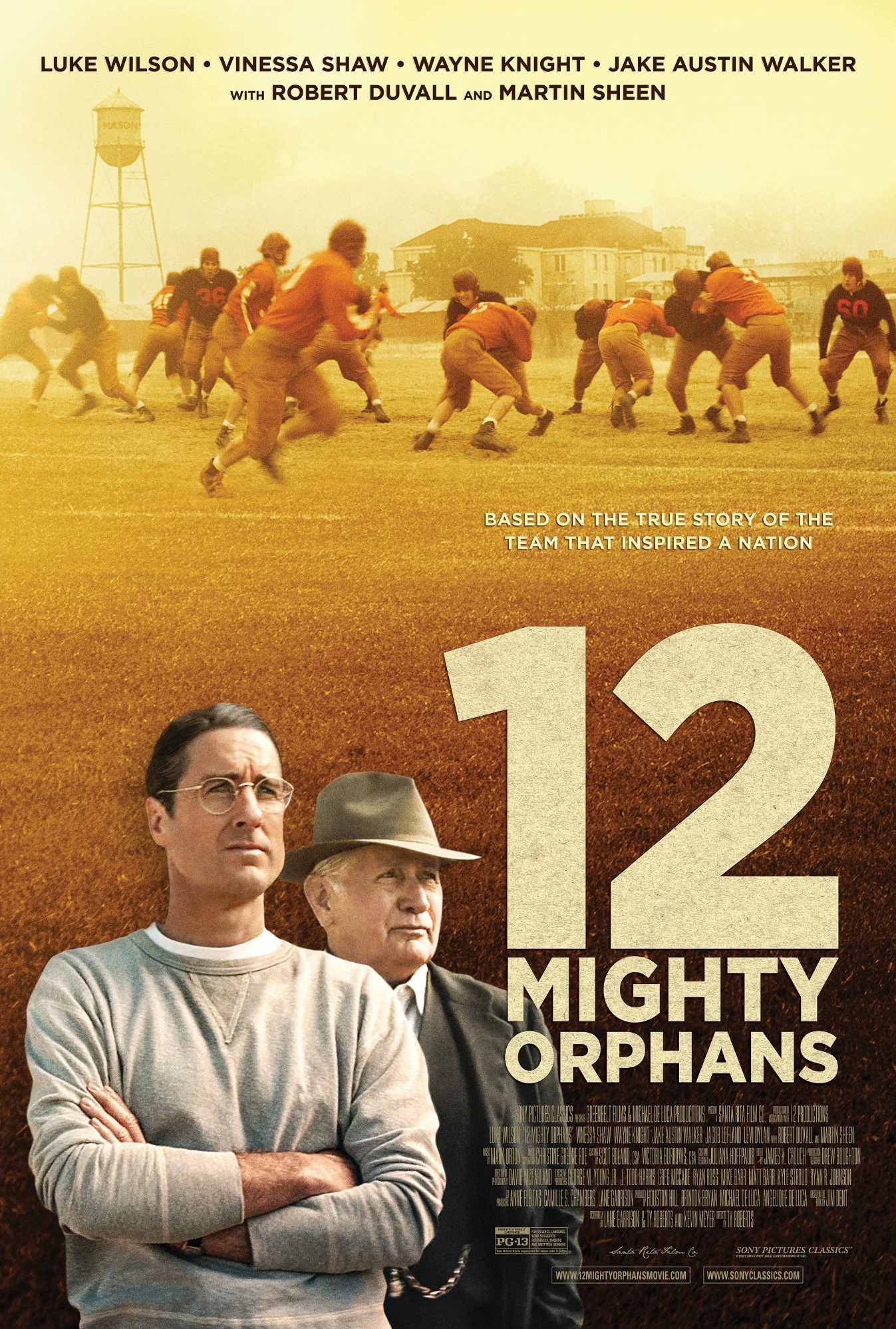 12 Mighty Orphans movie review