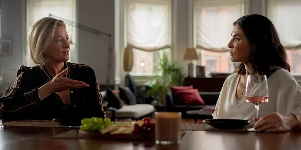 Gretchen Mol, Julianna Margulies in Millers In Marriage