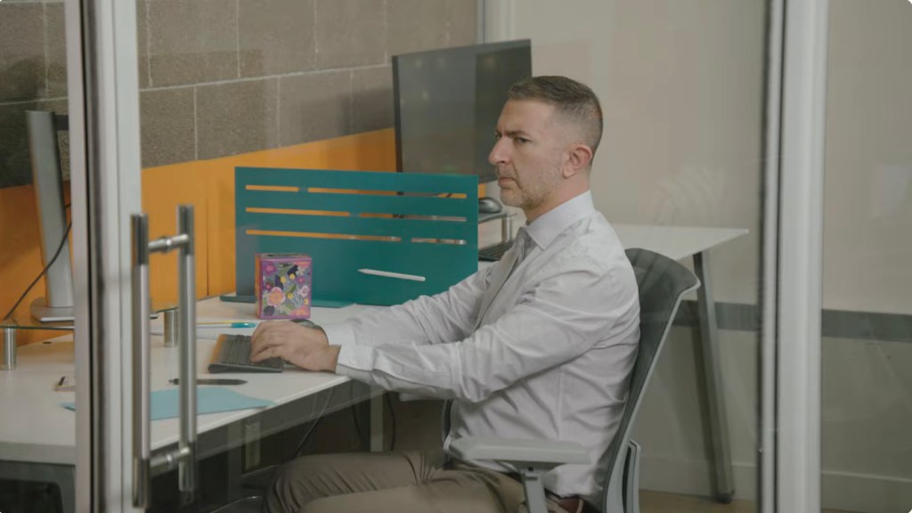 Werk starring Adam Chisnall